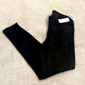 Old Navy Rockstar Mid-Rise short